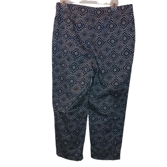 TALBOTS LADIES CAPRIS PANTS - Picture 2 of 4